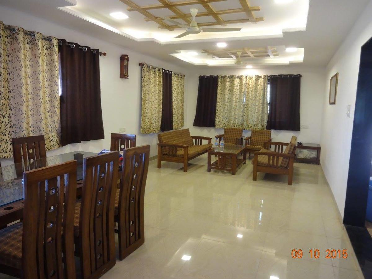 Malhar Bungalow Панчгани Екстериор снимка