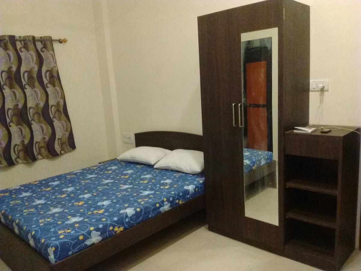 Malhar Bungalow Панчгани Екстериор снимка