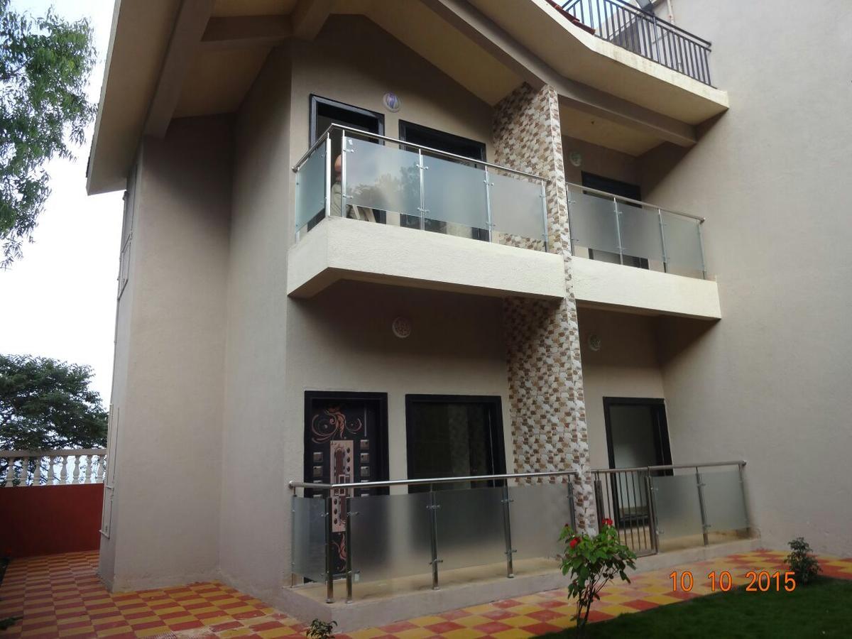 Malhar Bungalow Панчгани Екстериор снимка
