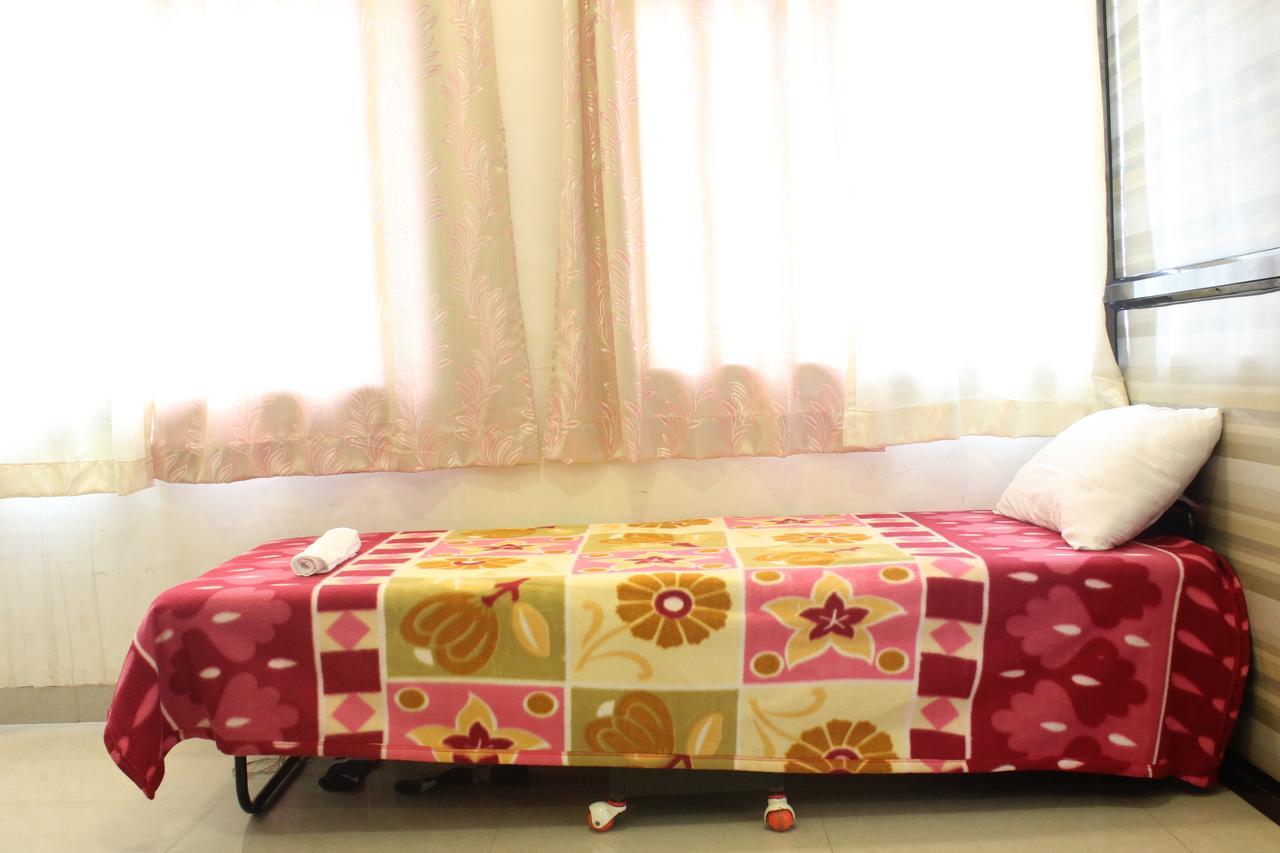 Malhar Bungalow Панчгани Екстериор снимка